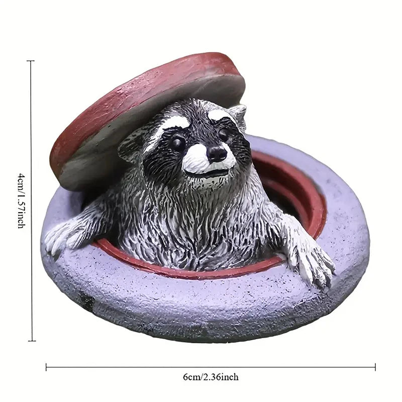 Raccoon Ornament under Manhole Cover Garden Microlandscape Simulation Animal Resin Decor for Indoor/Outdoor Lawn, Tabletop Decor